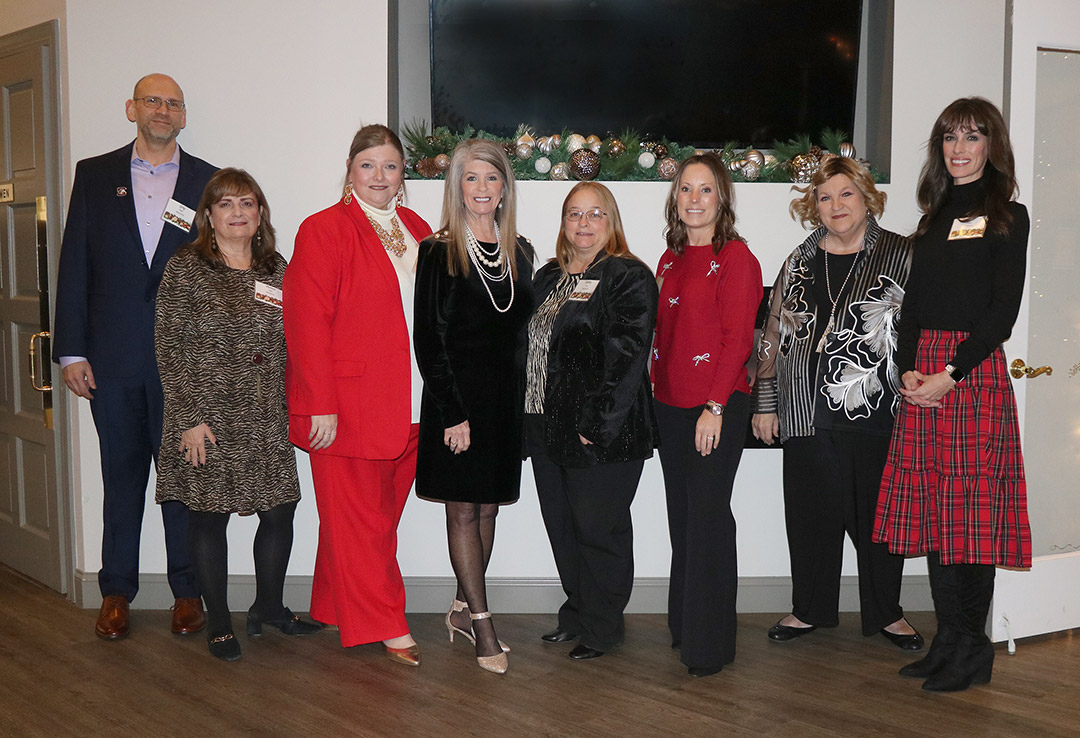 SIWDB Chair Terance Henry honors SIWDB members who have given many years of dedicated service to the board.