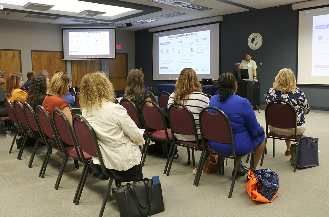 Tobias Merriman, Assistant Director of Center for Virtual Expression, Southern Illinois University Carbondale, presents “Pivot to Artificial Intelligence.”